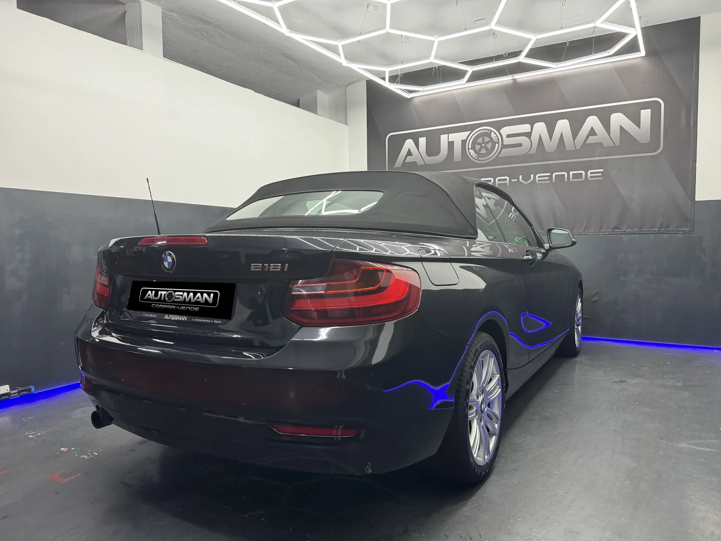 BMW Serie 2 218i 2015 Gasolina Negro - Imagen 6 de 55